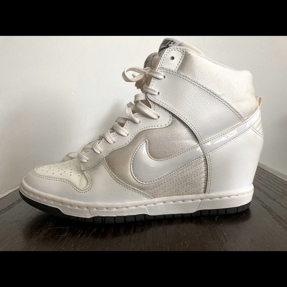 Nike Dunk Sky Hi Women’s Wedge Sneakers Size 8.5